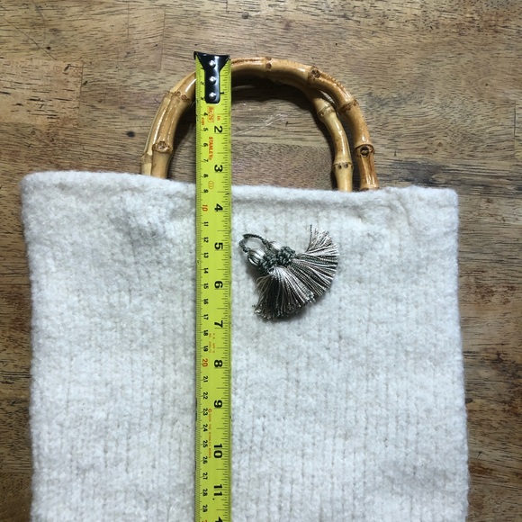 Cutie Handmade Ivory Sweater Purse Bag with Wooden Handles - Picture 7 of 7
